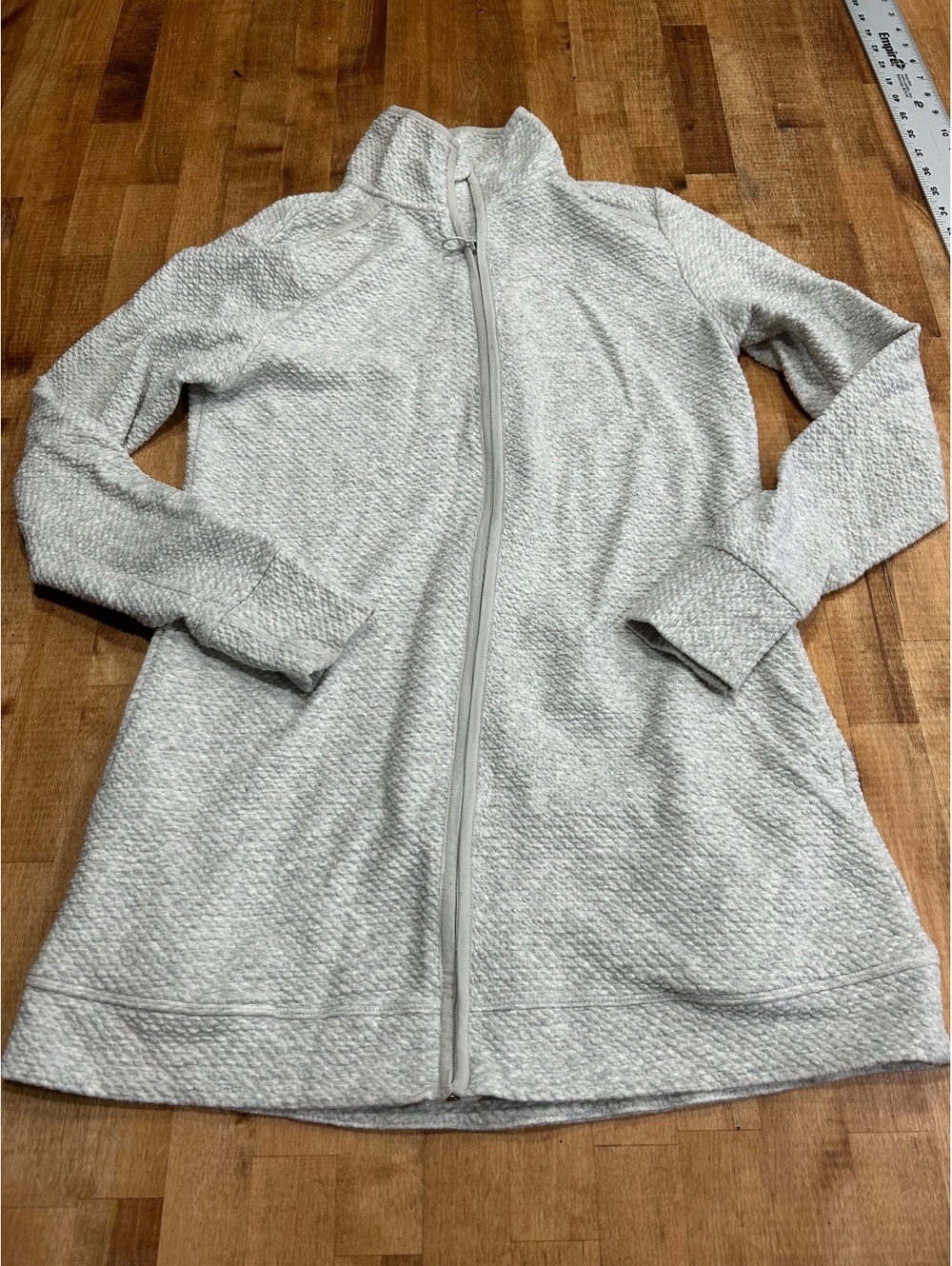 Avia Women's Small (4-6) White Textured Full-Zip Jacket